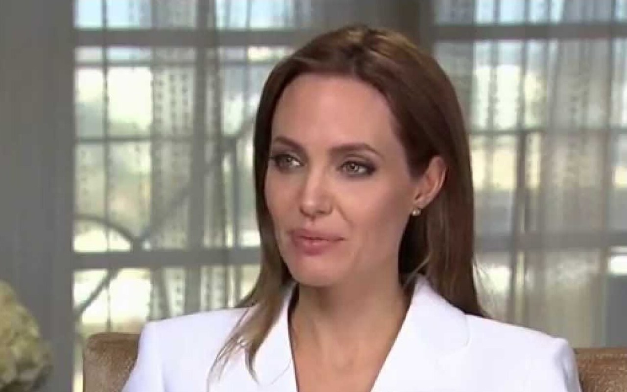 Angelina Jolie Quits United Nations