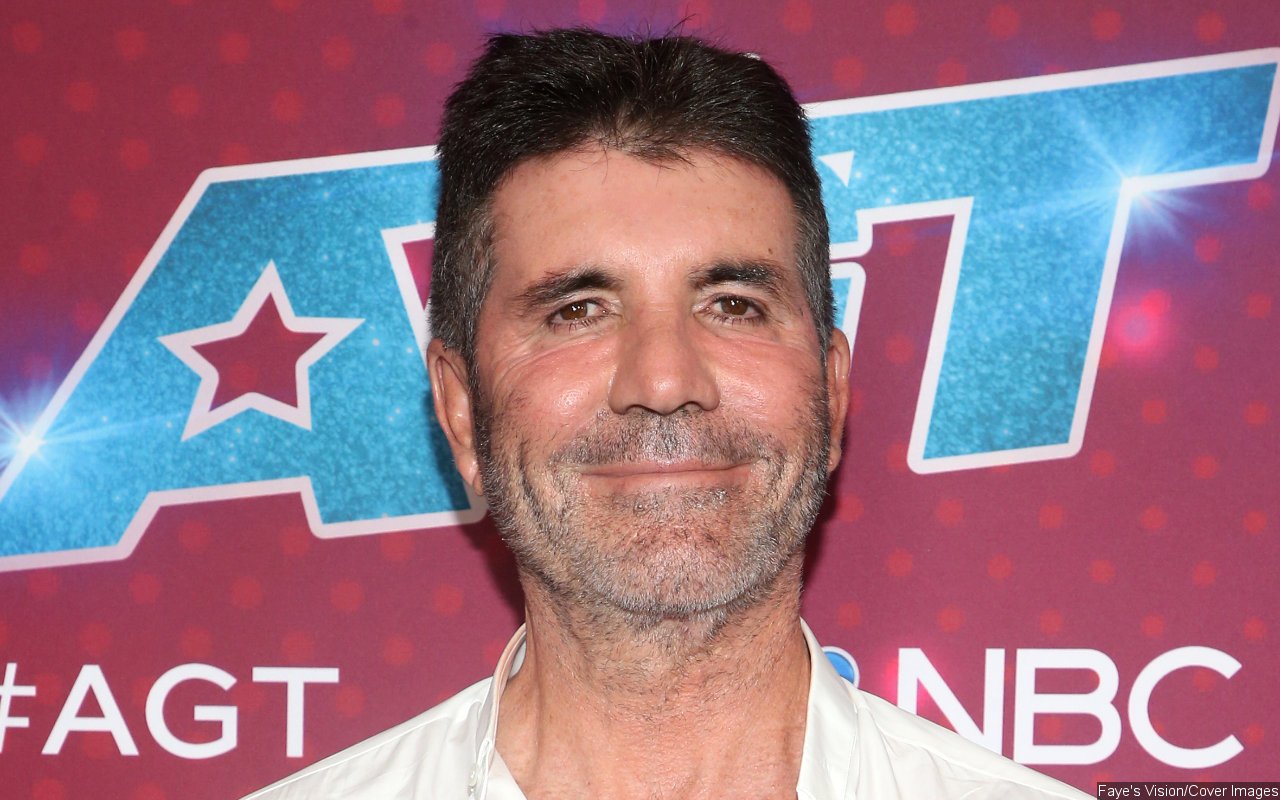 Simon Cowell Dishes on Wanting to Have Spontaneous Wedding 