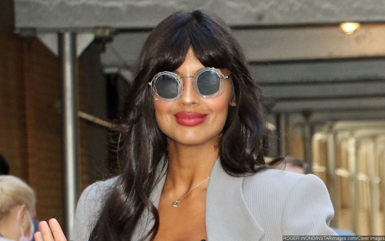 Jameela Jamil Raises Awareness for Ehlers-Danlos Syndrome as She Shows How It Affects Her
