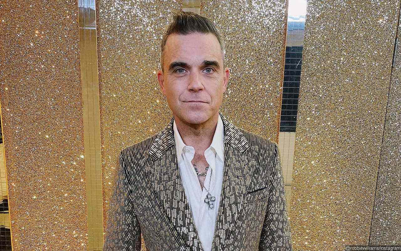 Robbie Williams' Daughter Abandoned by a Friend After Learning She Has Dyslexia