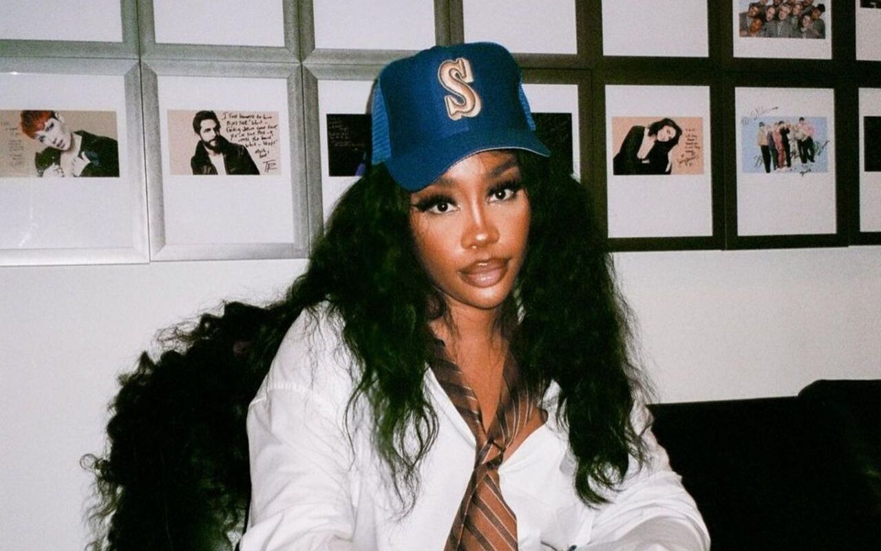 SZA Opens Up on High School Bullying