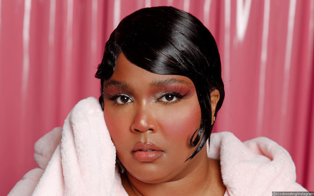 Lizzo Slams 'Delusional' Beauty Standards in Rant Video