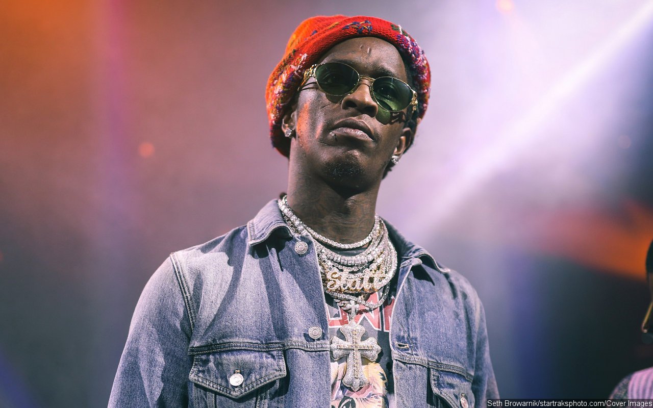 Young Thug Caught Red-Handed as Co-Defendant Tries to Smuggle Drug for Him in Courtroom