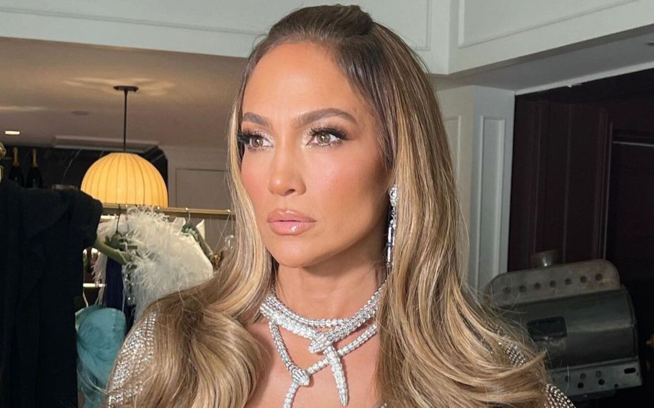 Jennifer Lopez 'Super Excited' as She Confirms New Album Is Due in Summer