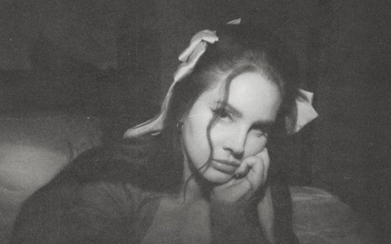 Lana Del Rey Releases 9th Album, Fills It With Songs About Family and Relationships