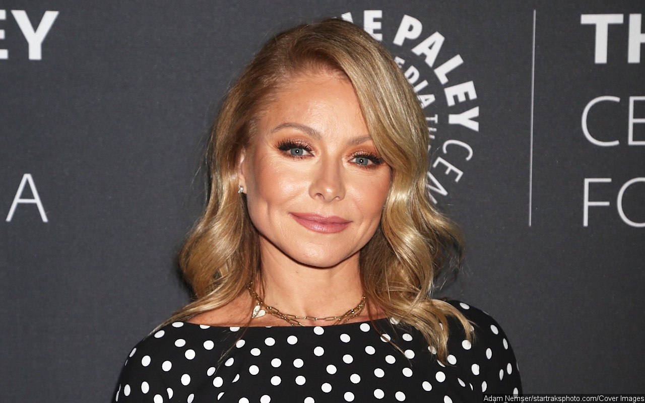 Kelly Ripa Says 'Live' Execs Made Her Work in a Janitor's Closet in Her Early Years 