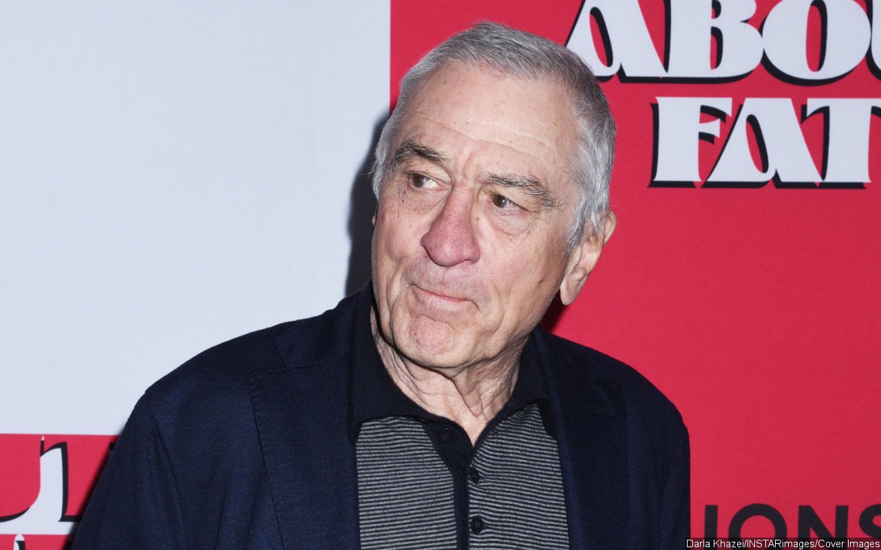 Robert De Niro Unveils Name and Photo of 7th Child on TV