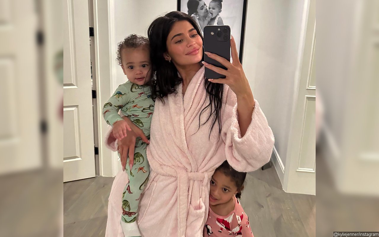 Kylie Jenner Treats Fans to Adorable New Photos of Stormi and Aire on Mother's Day