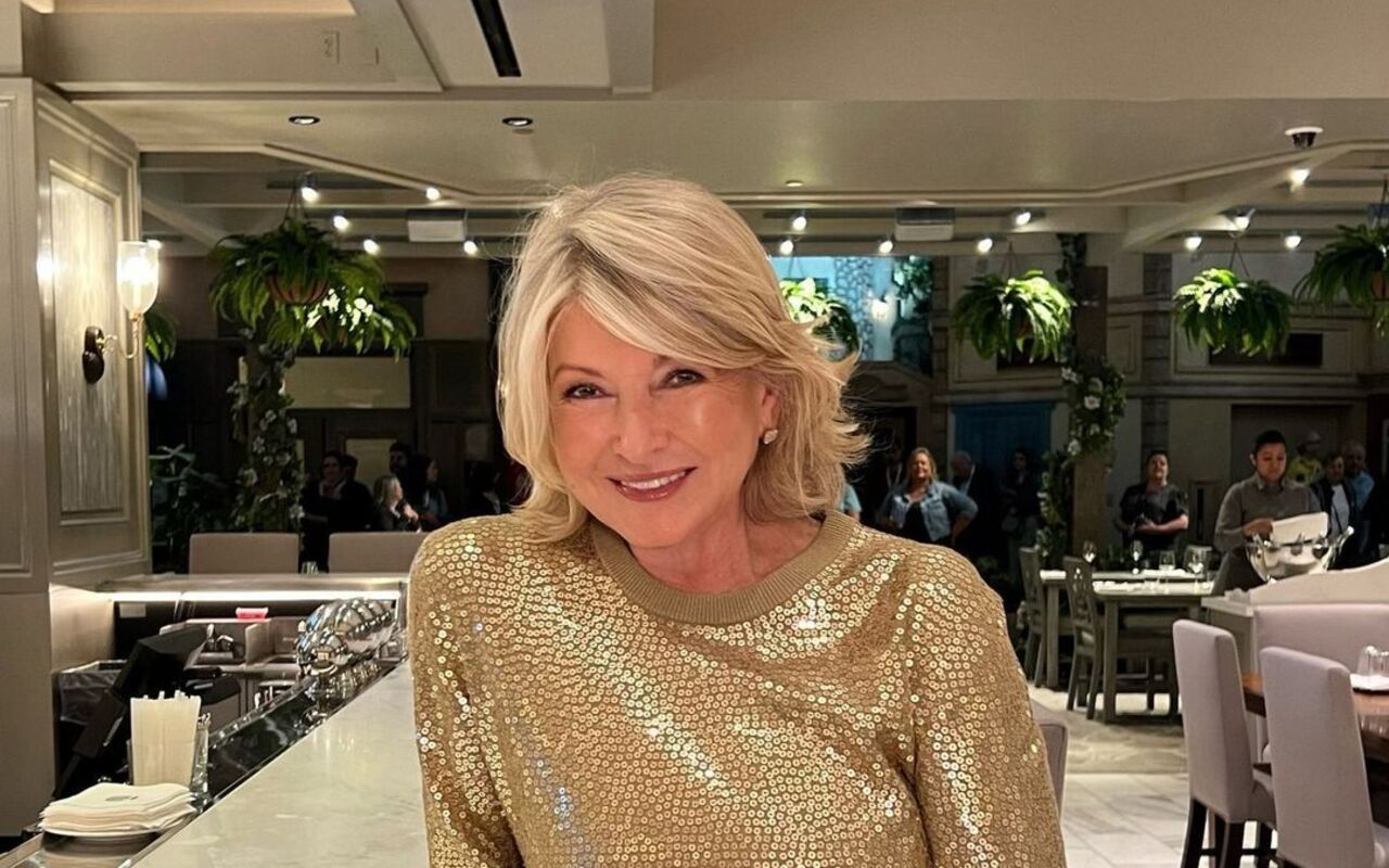Martha Stewart Never Thought She'd Land Sports Illustrated Swimsuit Cover at Age 81