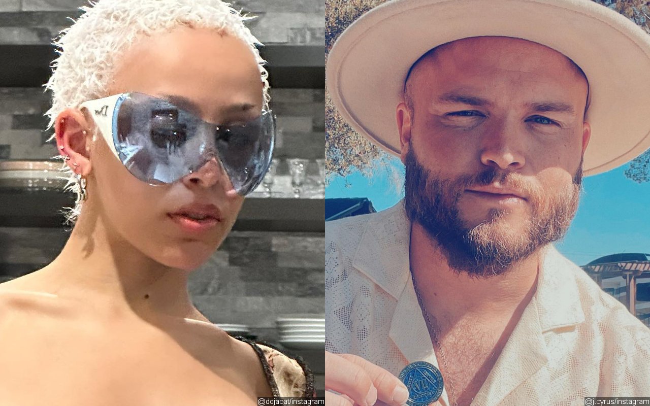 Doja Cat Rocks Skimpy Bikini on PDA-Packed Boat Trip With J.Cyrus