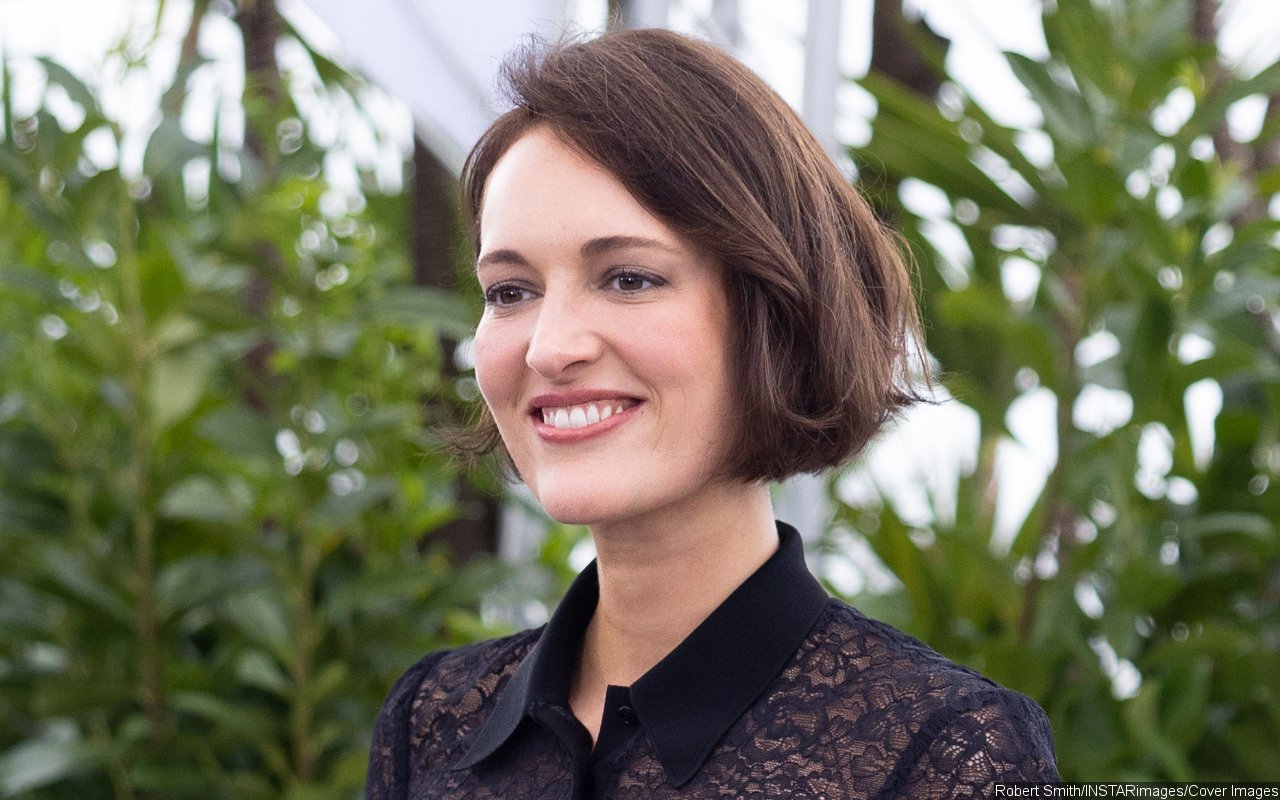 Phoebe Waller-Bridge Reveals Her Way to Overcome Theater Stage Fright