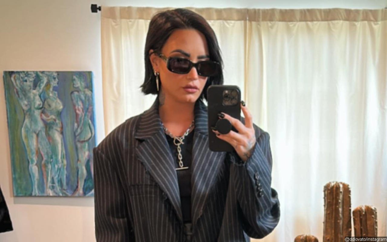 Demi Lovato Hesitates to Come Out Due to Family's Christian Faith