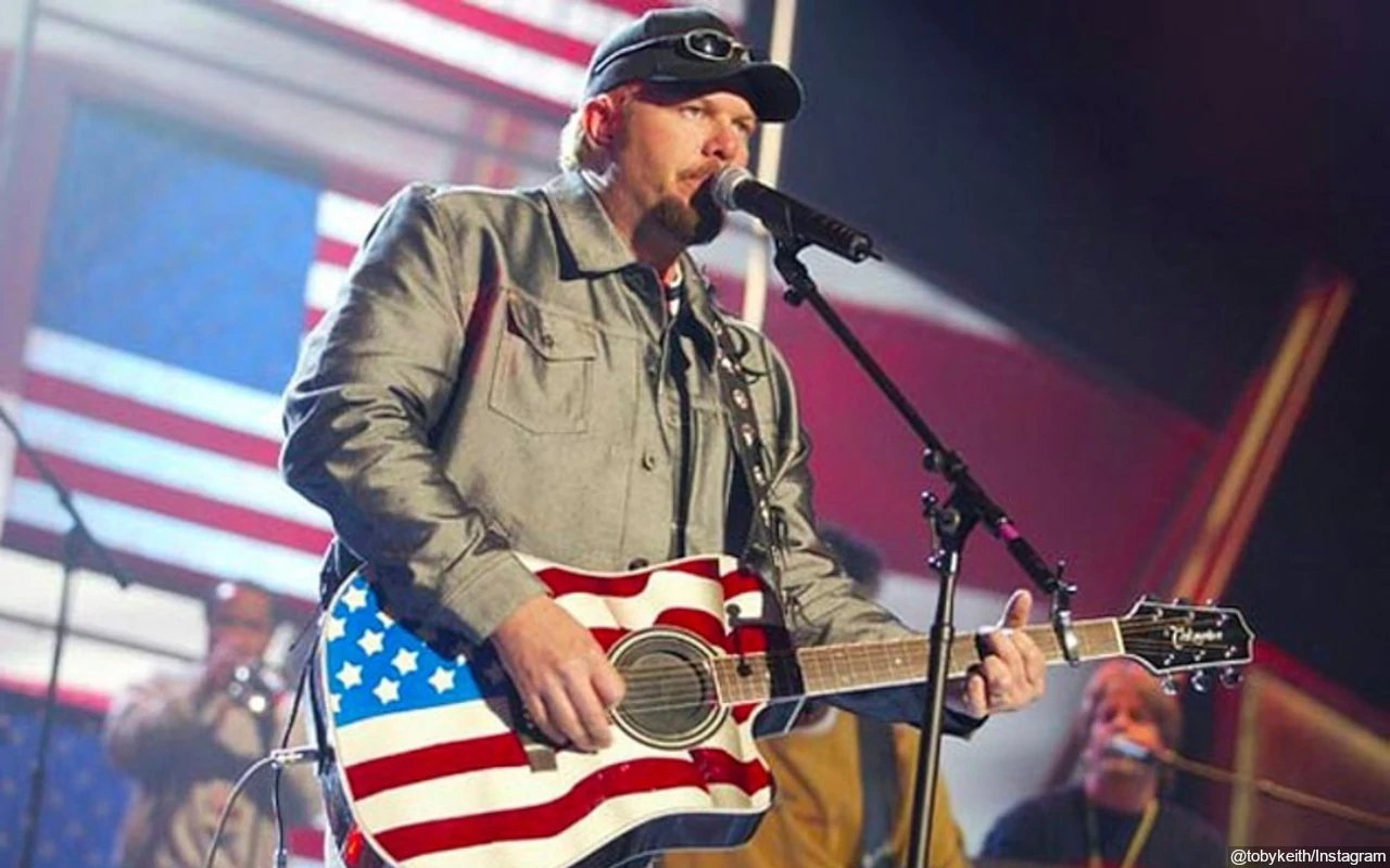 Toby Keith Feels 'Pretty Good' at 2023 People's Choice Country Awards Despite Stomach Cancer