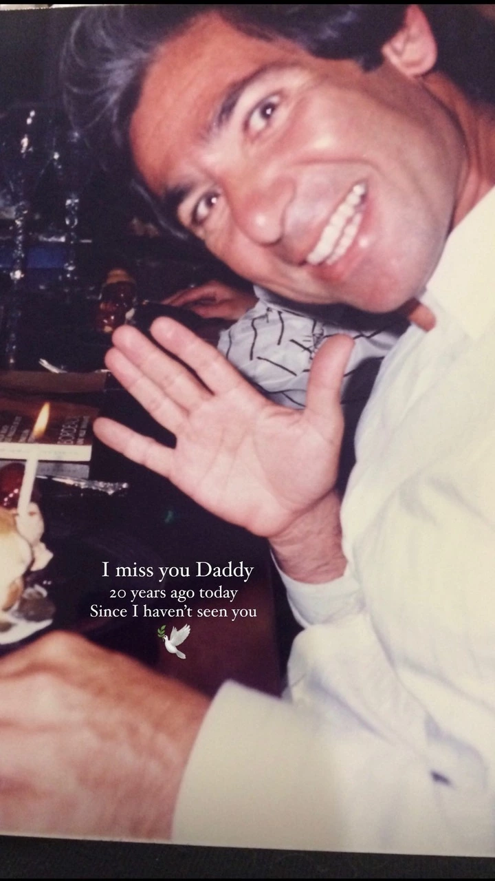 Kourtney Kardashian remembers late dad