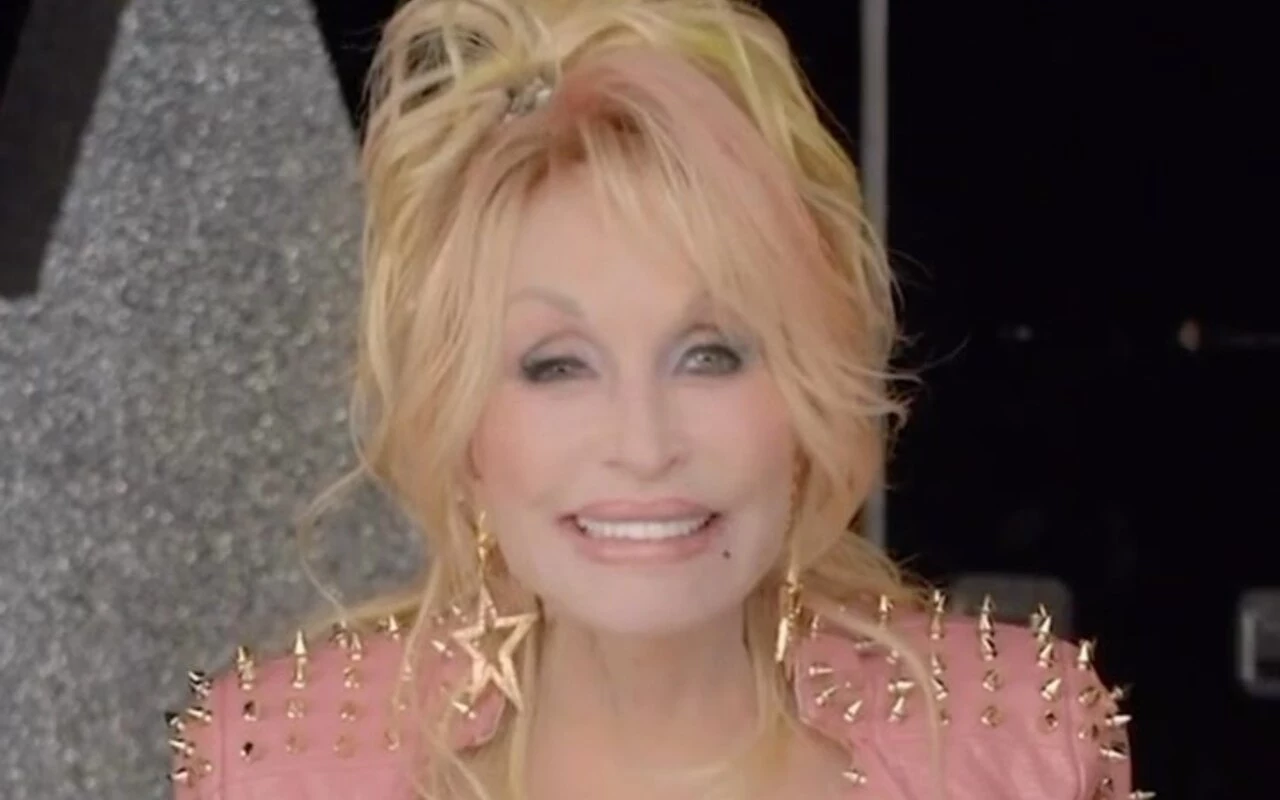 Dolly Parton Won't Take Mugshot Without Makeup If She Ever Gets Arrested