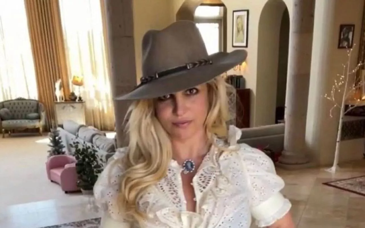 Britney Spears Agreed to Conservatorship in Desperate Bid to Hold on to Her Kids