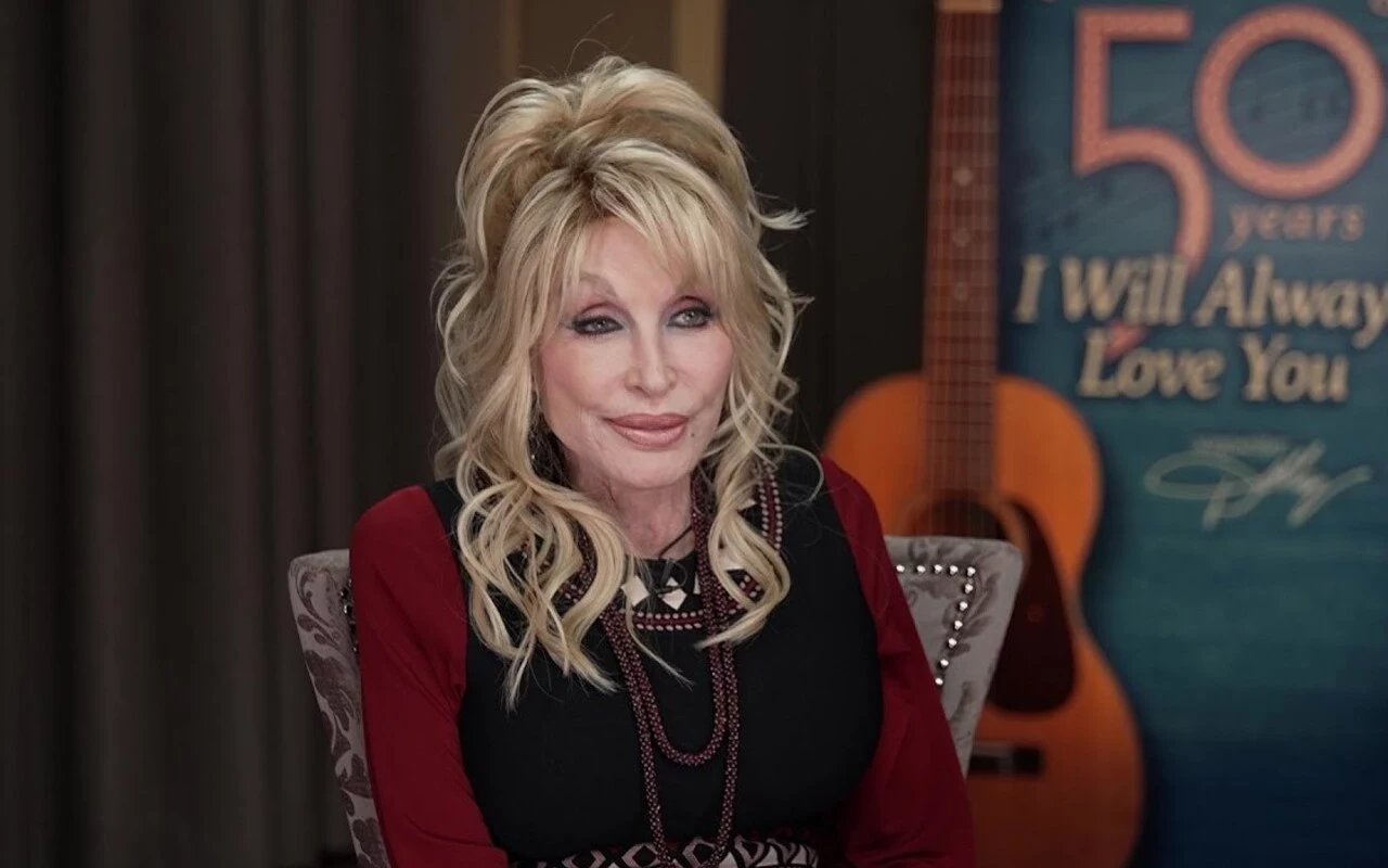 Dolly Parton Rules Out Running for Presidency: I'm Not Qualified