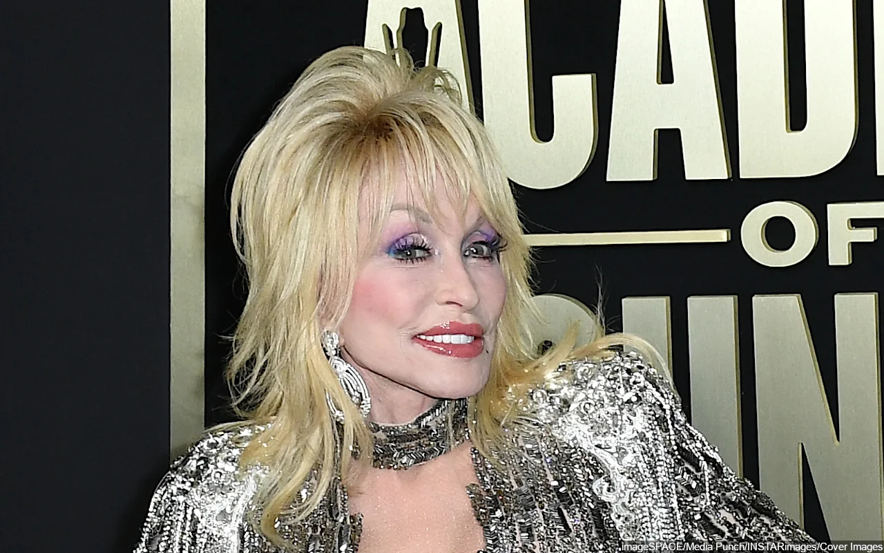 Dolly Parton 'Very Careful Not to Overdo It' When Having Plastic Surgery