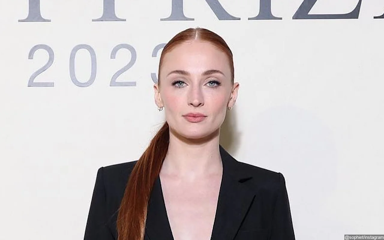 Sophie Turner and Peregrine Pearson Spotted Kissing in Public Again as They Become 'Closer'