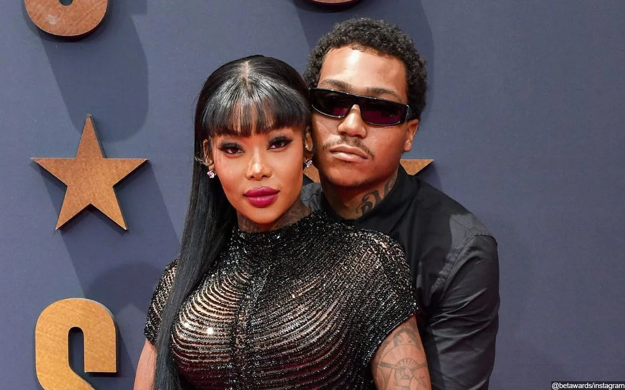 Summer Walker 'Offended' by Pregnancy Rumors After Lil Meech's Baby Claim