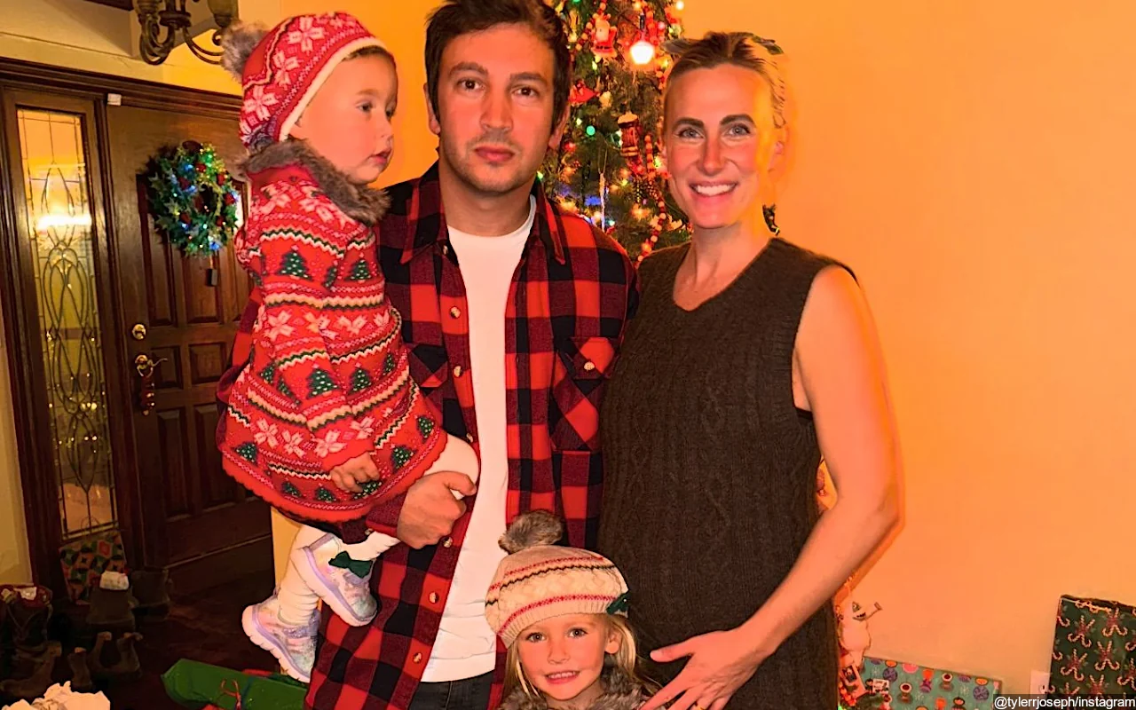 Tyler Joseph Announces He and Wife Jenna Are Expecting Their Third Child