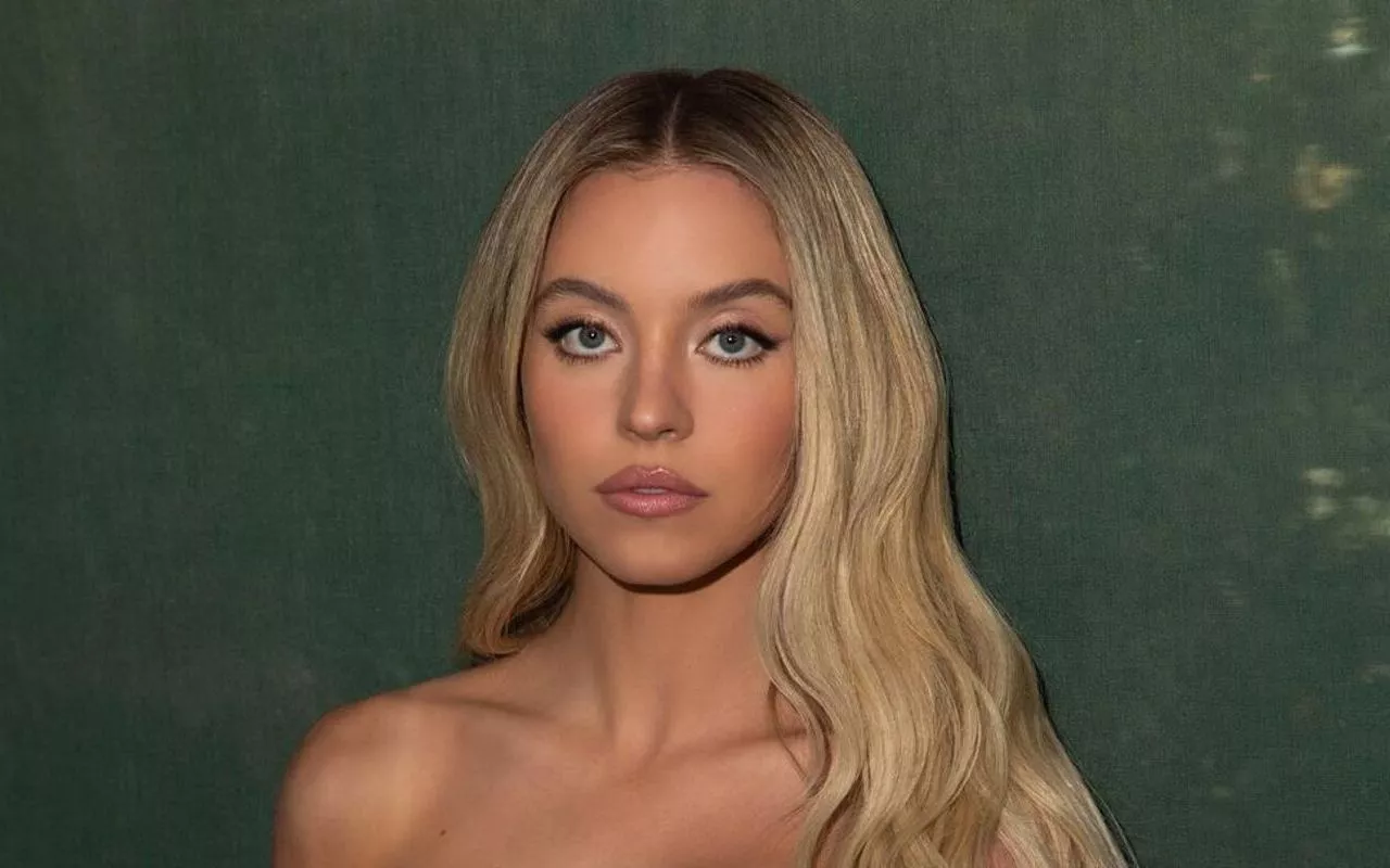 Sydney Sweeney Opens Up About Her Struggle With Anxiety on Red Carpet