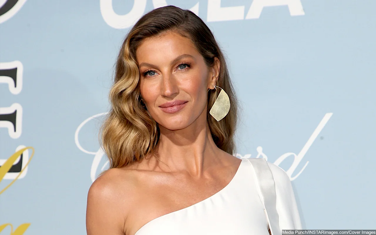 Gisele Bundchen Ditches Shirt in New Photos for Frame Denim Campaign