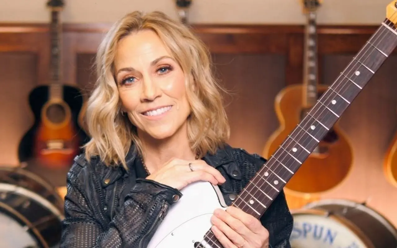 Sheryl Crow Is Worried About AI in New Song 'Evolution'