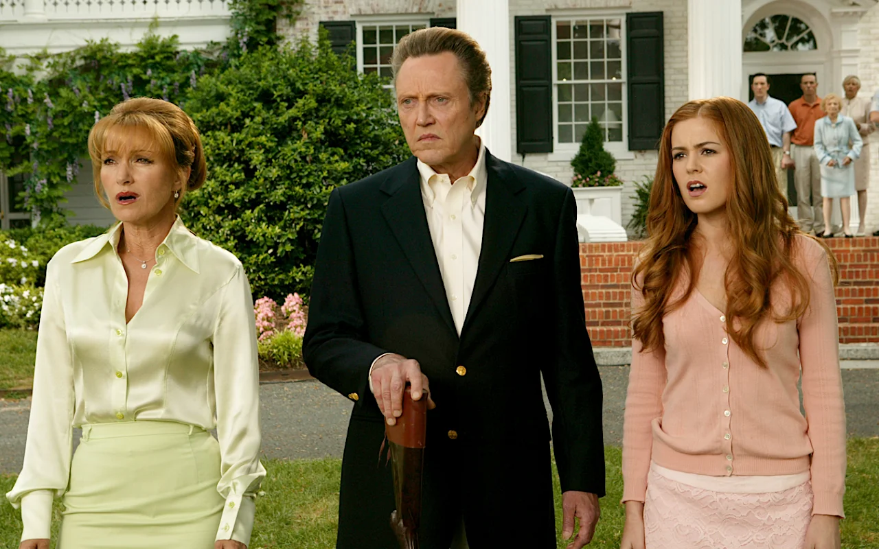 Isla Fisher Hopeful to Reprise Her Role in 'Wedding Crashers' for Its Sequel