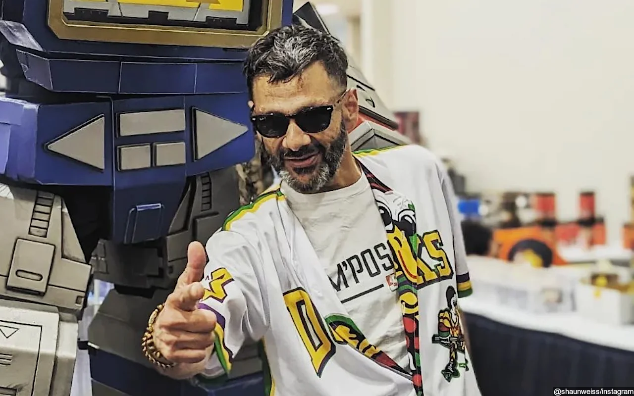 Shaun Weiss Celebrates 4 Years of Sobriety by Hanging Out With Fellow '90s Stars