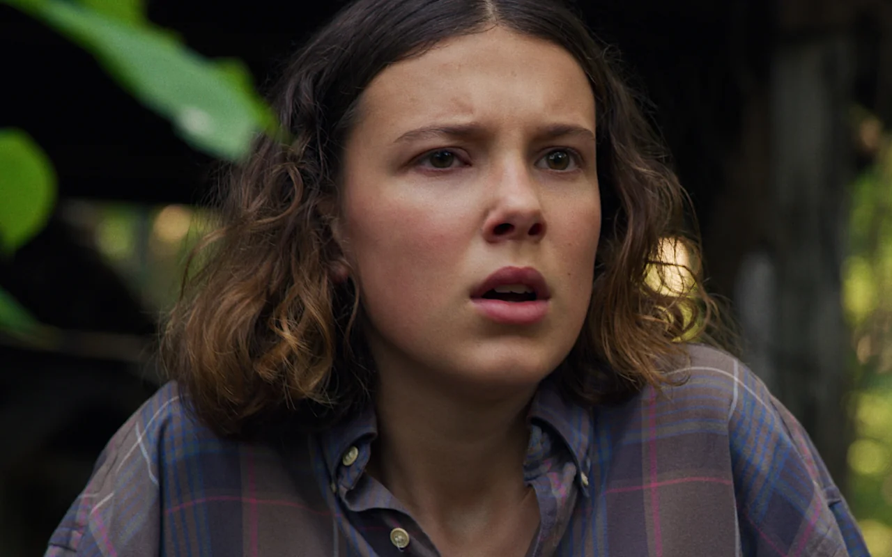 Millie Bobby Brown's Eleven Sports 'Iconic' Look in 'Stranger Things' Season 5 Set Video