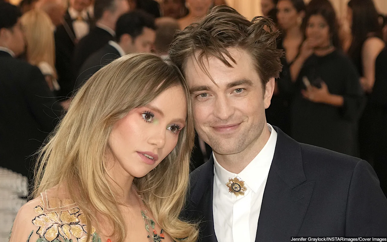 Suki Waterhouse Unveils First Look at Her and Robert Pattinson's 'Angel' Baby