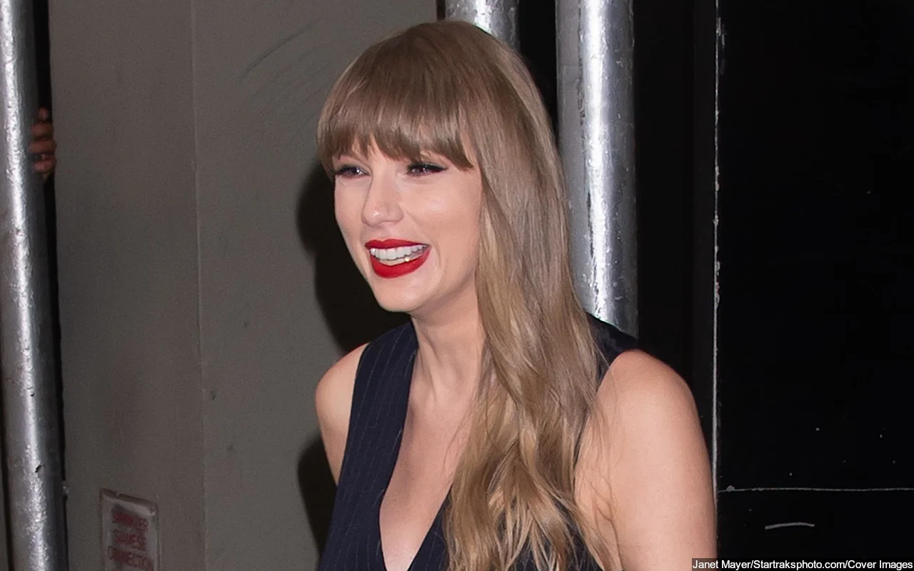 Taylor Swift Fans Defend Singer Amid Alleged 'Tortured Poets Department' Leak