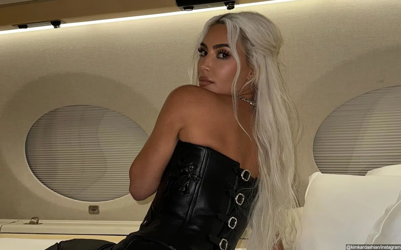 Kim Kardashian Trolled for Faking Work Out Video