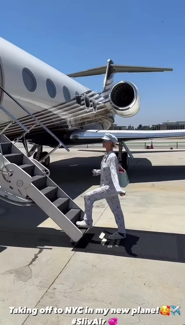 Paris Hilton shows off her new plane