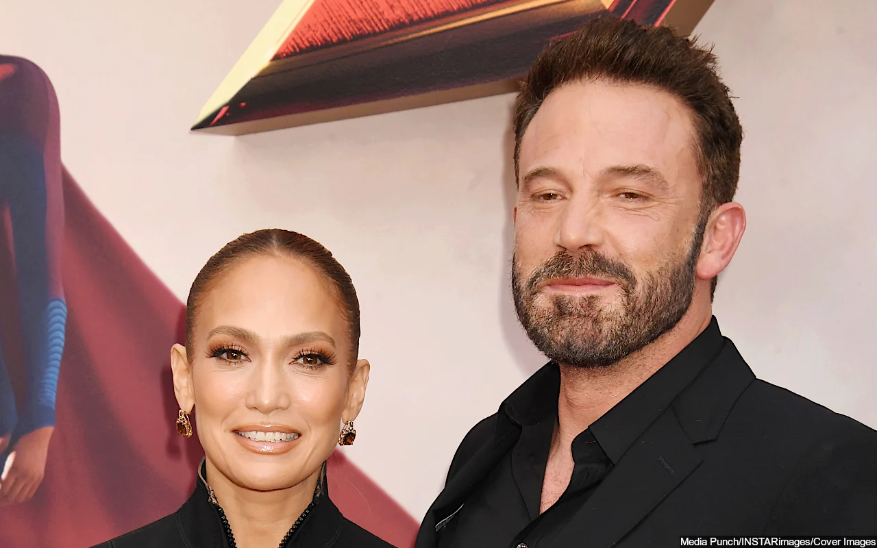 Jennifer Lopez and Ben Affleck Keep Apart at His Son's Graduation Amid Split Rumors