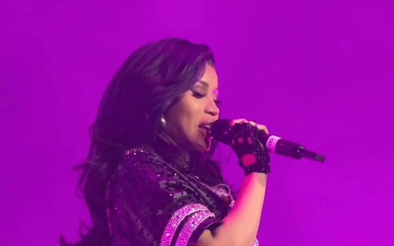 Cardi B Looks Pregnant During BET Performance: See Footage!