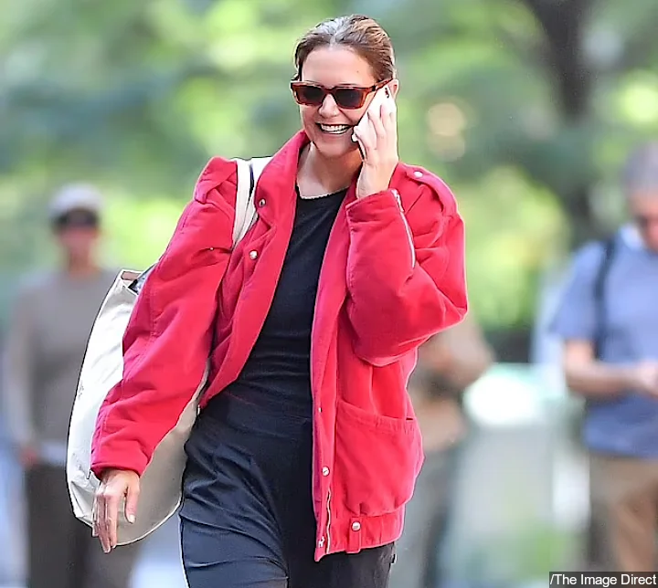Katie Holmes Photo