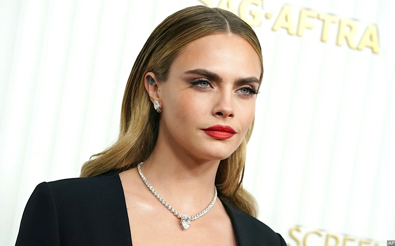 Cara Delevingne's Fire-Scorched Mansion Remains Unrepaired