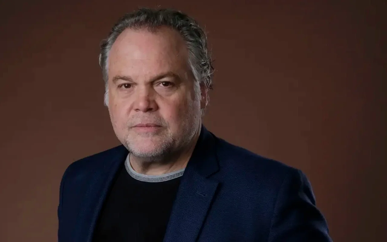 Vincent D'Onofrio Holding Hands with Younger Woman a Year After Divorce