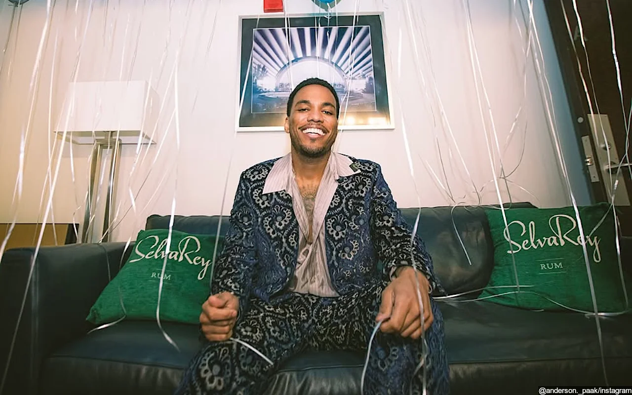 Anderson .Paak Looks Cheerful During Aspen Shopping Spree Amid Mariah Carey Romance Rumors