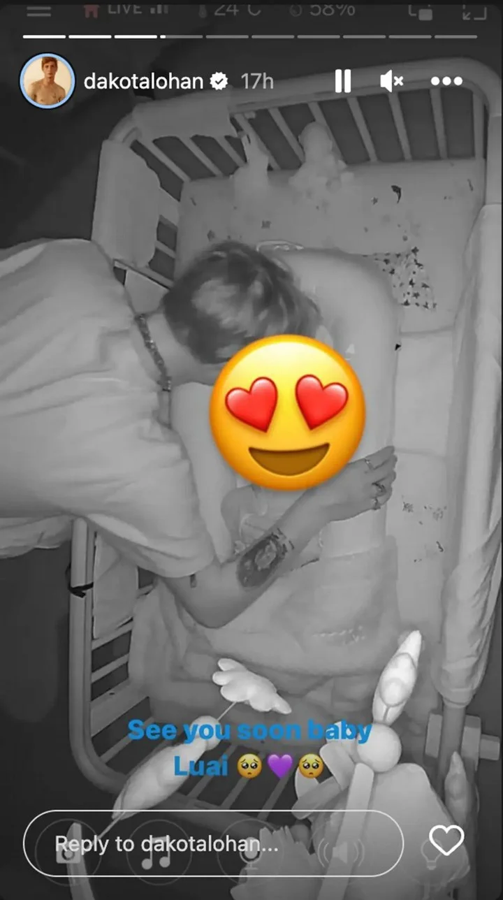Dakota Lohan meets his nephew for the first time