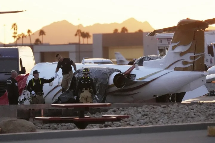 Picture of Vince Neil's plane wreckage