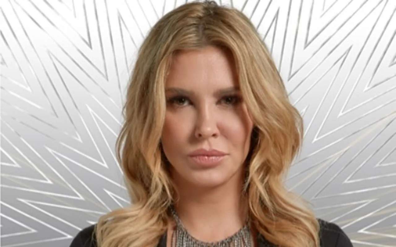 Brandi Glanville's Face 'Melted Away' After She Could No Longer Afford Treatment Amid Facial Disfigurement
