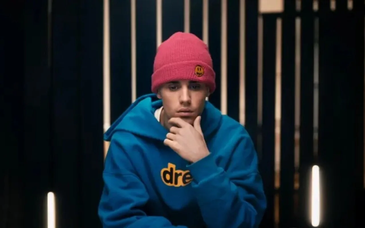 Justin Bieber Sparks Hair Transplant Rumors as He Ditches His Hat