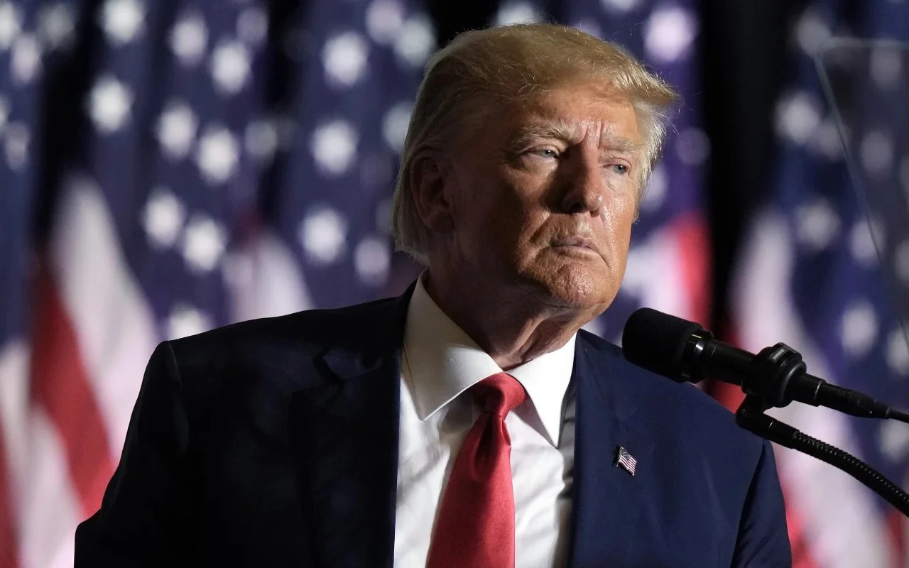 Donald Trump Glares at Journalist After Being Hit in the Face With Microphone
