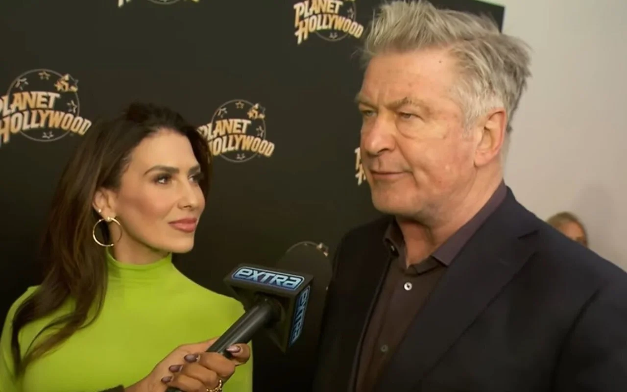 Hilaria Baldwin Scolds Alec Baldwin, Calls Him 'Annoying' During Red Carpet Interview