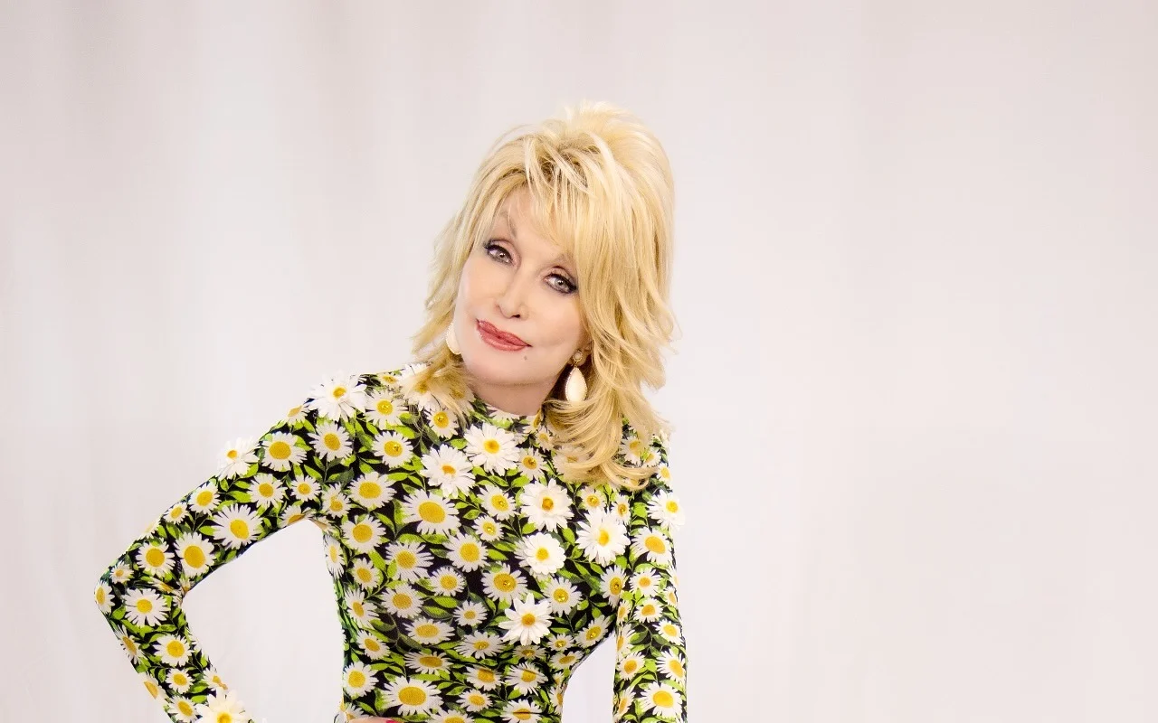 Dolly Parton Says Husband 'Suffered a Great Deal' Before His Death