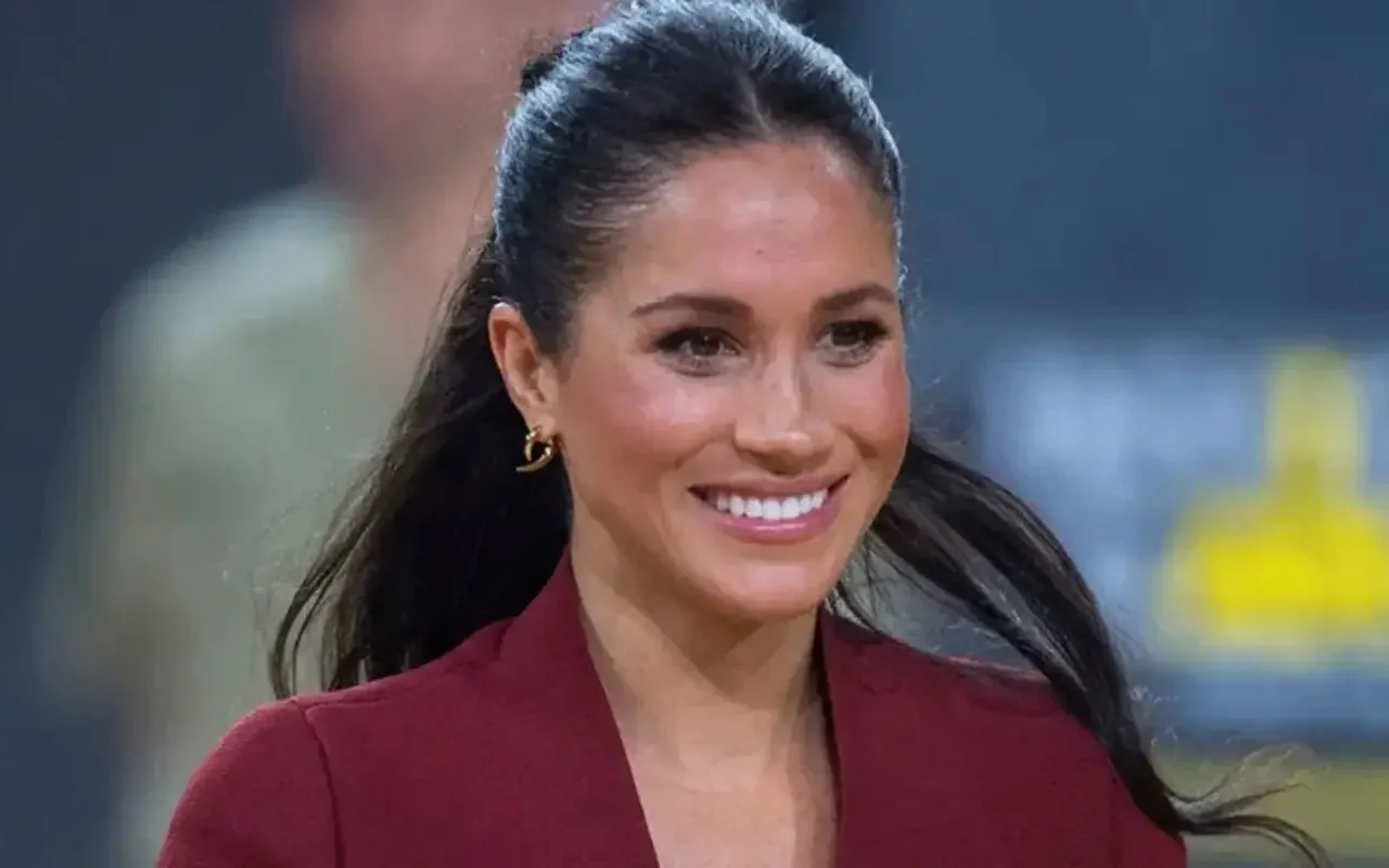 Prince Archie and Princess Lilibet Have Red Hair in New Picture With Meghan Markle