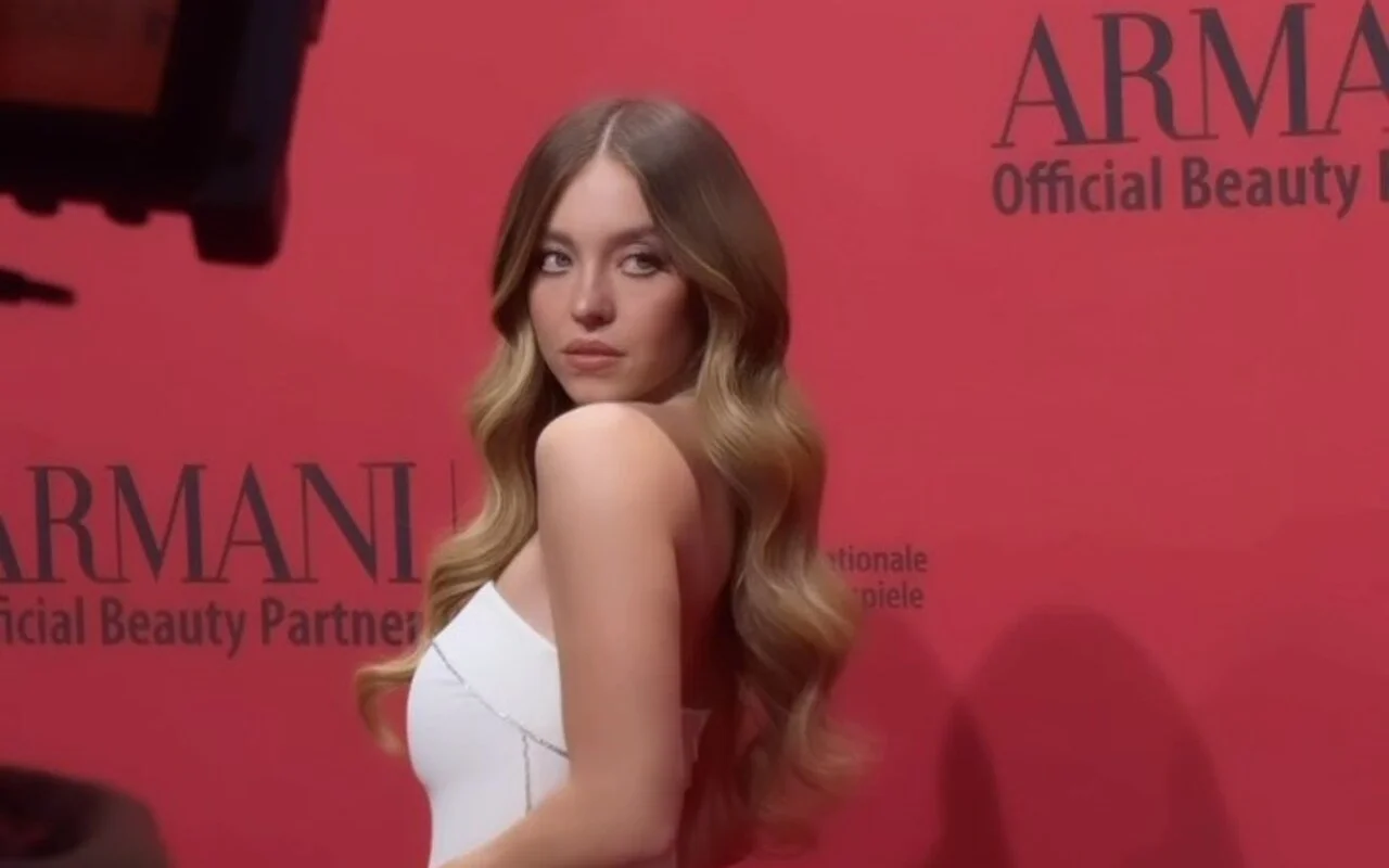 Sydney Sweeney Reunites With Jonathan Davino Amid Split Rumors